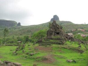 Read more about the article 🌄Anjaneri Hill & Fort – Complete Travel, Trekking, and Pilgrimage Guide, Nashik