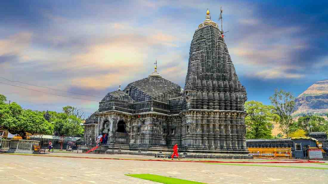 You are currently viewing 🔱 Trimbakeshwar Puja: Importance, Benefits, Types & Complete Ritual Guide.